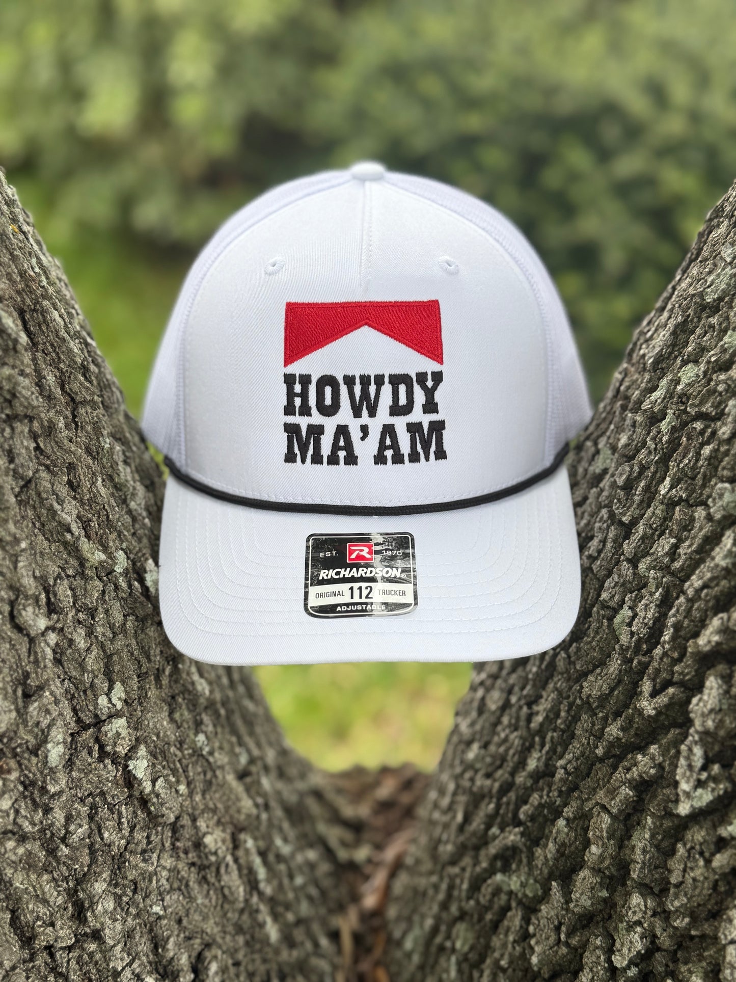 Howdy Ma’am White/Black Rope | Bulls and Bluebonnets
